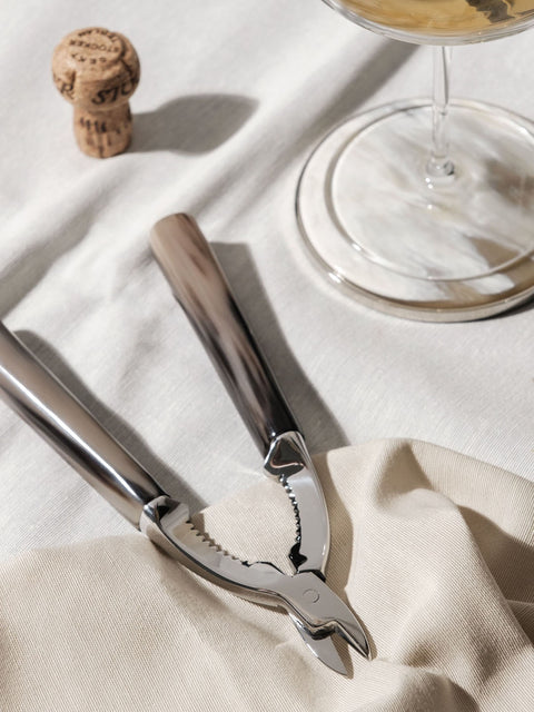 champagne opener gift idea for men