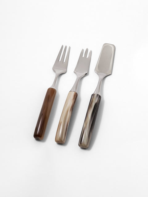 luxury dessert cutlery set with natural horn handles handmade in italy