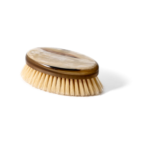 Luxury hair brush in natural horn with natural bristles – side view, handmade in Italy, perfect gift.
