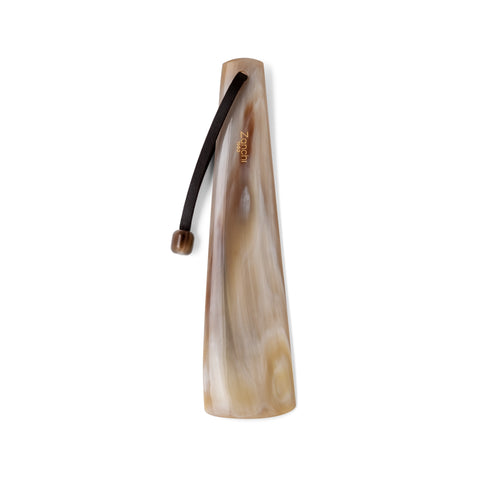 Luxury handcrafted shoehorn with leather lace and natural horn stopper – 180×48 mm, made in Italy