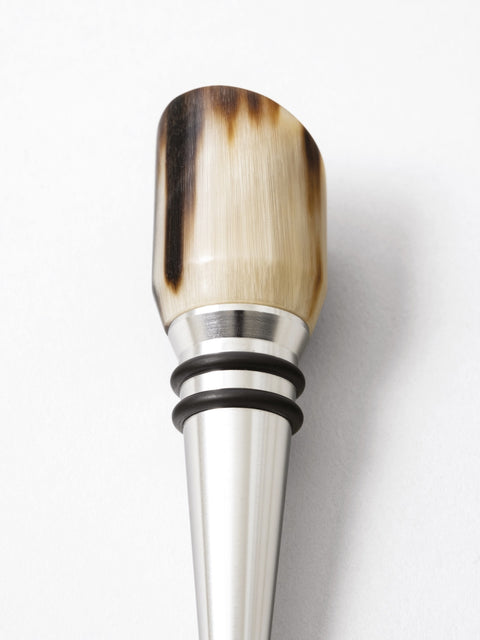 natural horn details wine stoppers made in Italy
